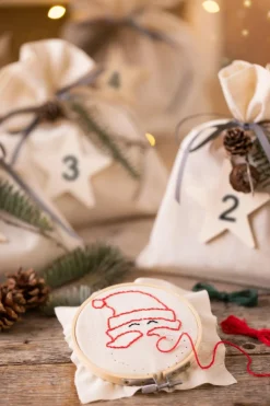 Adventskalender - Broderiprojekter