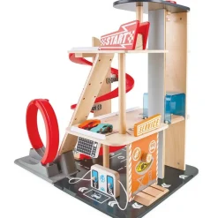 Parkeringshus inkl. stunt-rampe